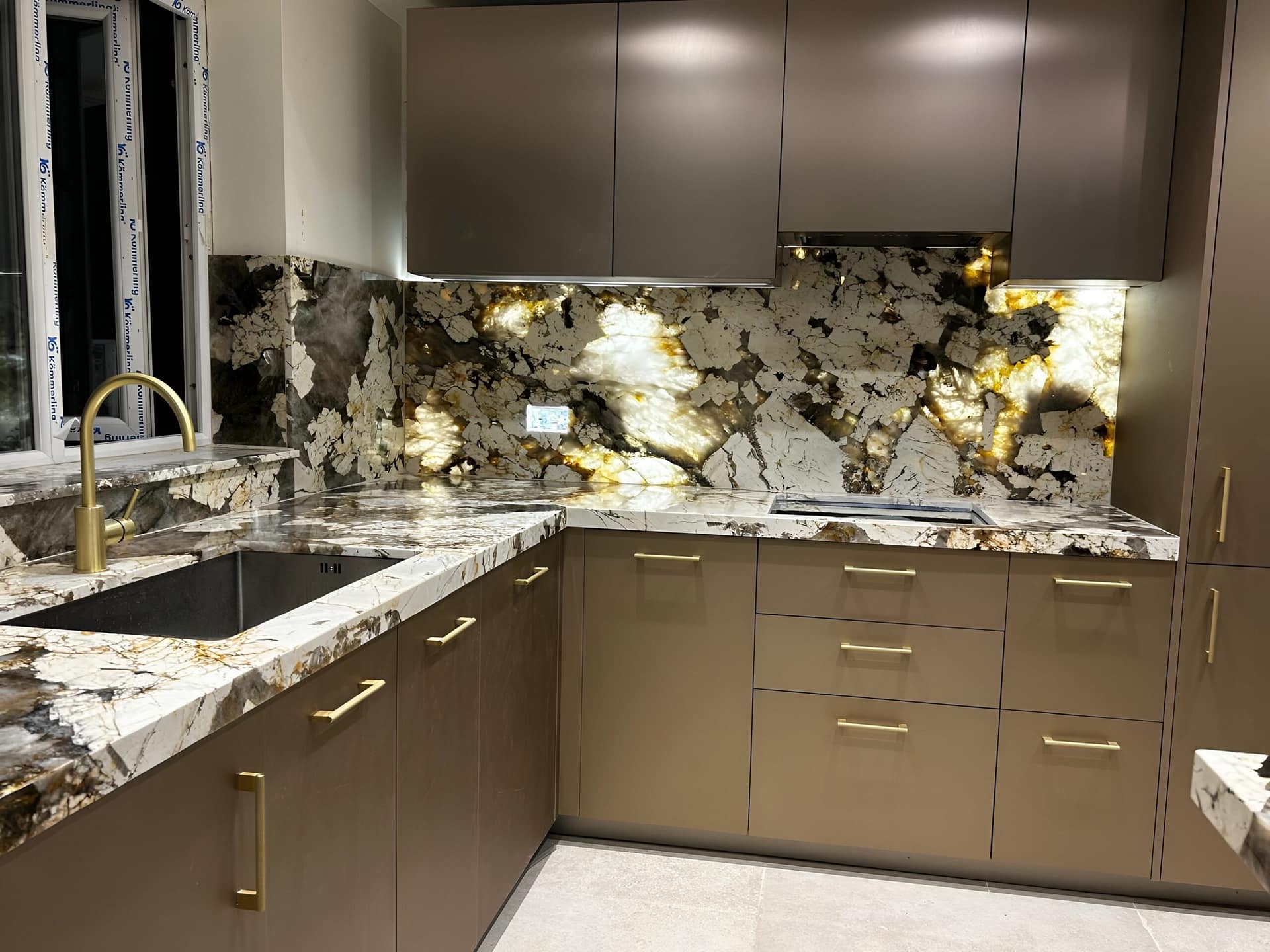 Granite Kitchen Worktop Fitter & Installation in London by SY Stone